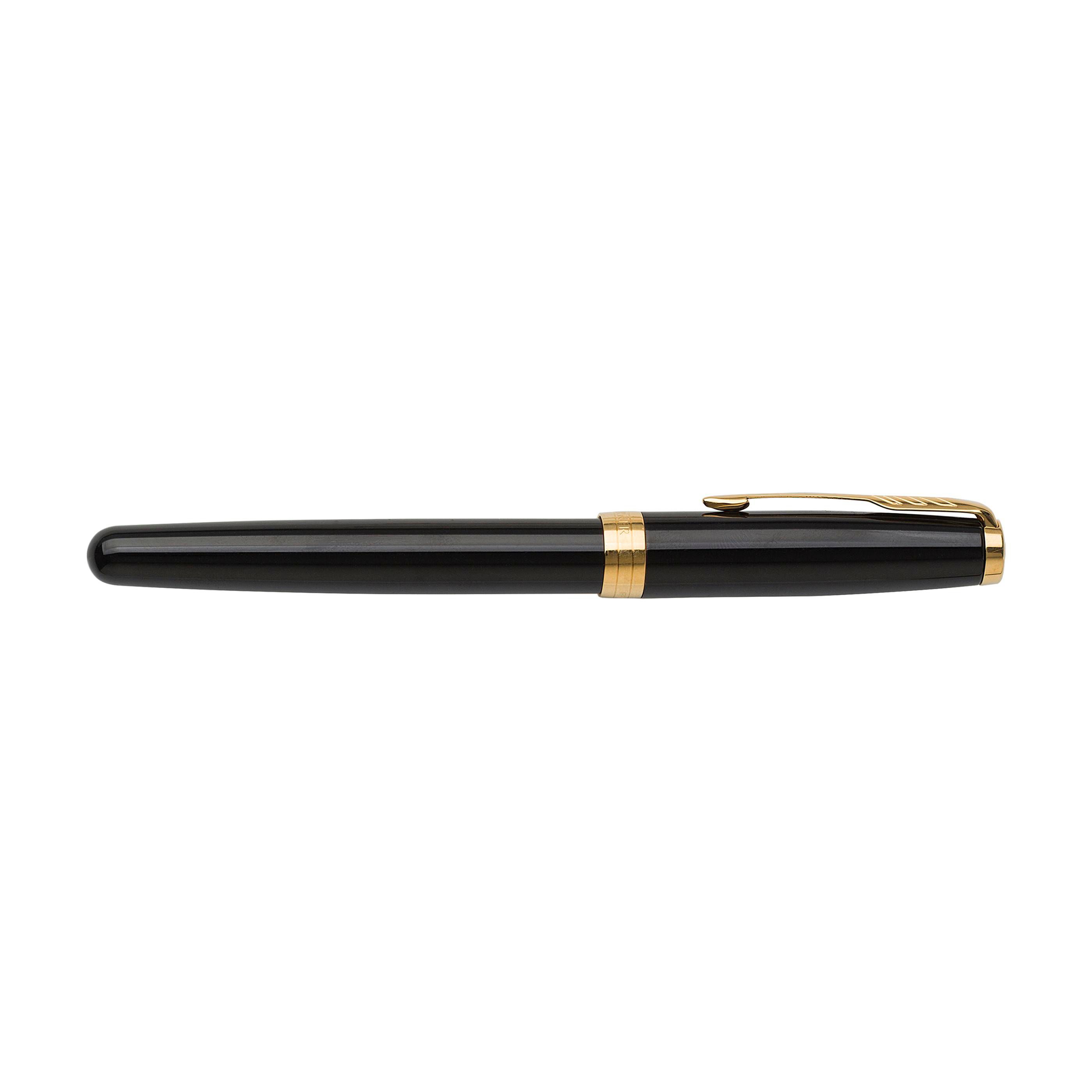 Parker Sonnet Tintenroller – Goldfarbene Zierelemente, schwarz